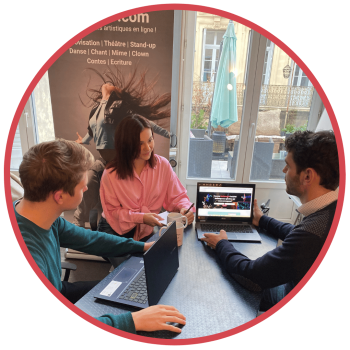 l'équipe support de Viviarto accompagne les structures